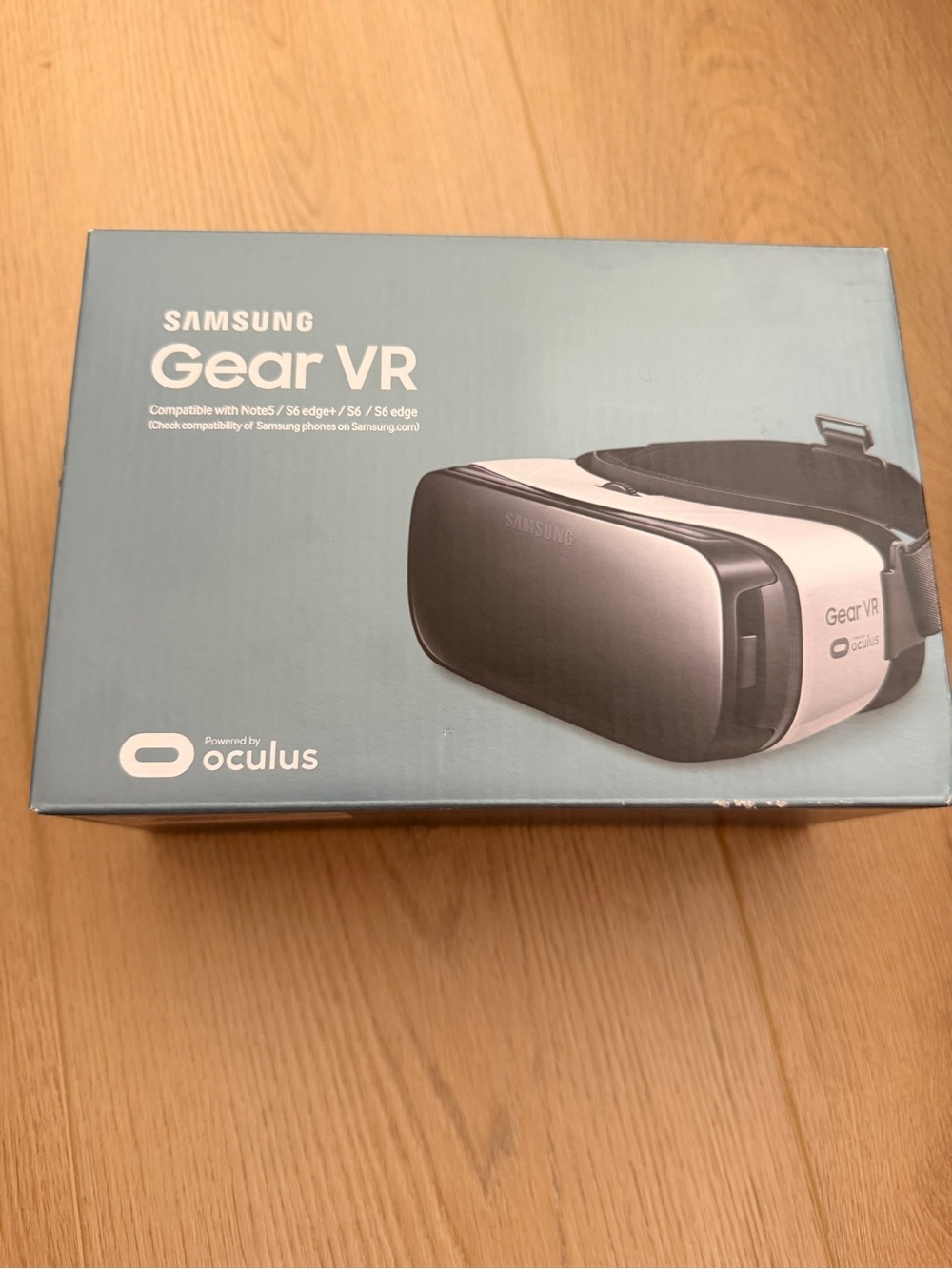 SAMSUNG Gear VR Compatible with Note / S6 edge+ / S6 / S6 edge Powered by oculus